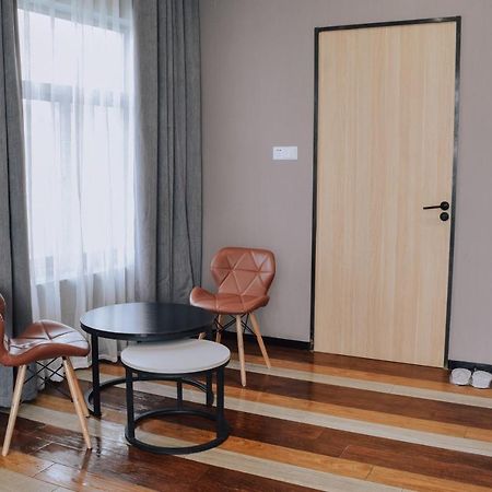 Fan'S Hotel Baybay Екстер'єр фото